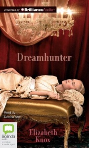 Dreamhunter written by Elizabeth Knox performed by Edwina Wren on CD (Unabridged)