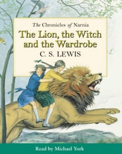 The Lion, the Witch and the Wardrobe written by C.S. Lewis performed by Michael York on Cassette (Unabridged)